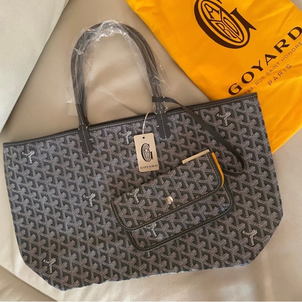 Goyard Saint Louis PM in grey